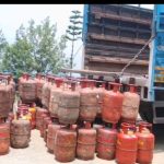 देहरादून में घरेलू एलपीजी गैस का संकट खत्म, घर-घर हो रही गैस की होम डिलीवरी