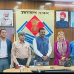 मुख्स सचिव श्री आनन्द बर्द्धन से शुक्रवार को सचिवालय में संयुक्त राष्ट्र विकास कार्यक्रम (यूएनडीपी) की भारत में डिप्टी रेजिडेंट रिप्रेजेंटेटिव सुश्री ईजाबेल (Ms. Isabelle Tschan) ने शिष्टाचार भेंट की।