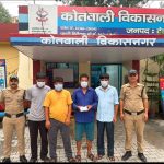 अवैध रूप से सट्टा खिलाने एवं सार्वजनिक स्थान पर जुआ खेलने वाले कुल 05 अभियुक्तों को दून पुलिस ने किया गिरफ्तार