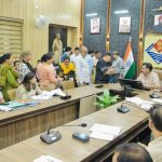 कलेक्ट्रेट में समाधान दिवसः 140 जनसमस्याएं प्रस्तुत, नाले पर कब्जे से लेकर पेंशन ठगी और संपत्ति विवादों पर डीएम के कड़े निर्देश