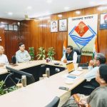प्रमुख सचिव ने तृतीय प्रवासी उत्तराखण्डी दिवस सम्मेलन के आयोजन के सम्बन्ध में ली बैठक